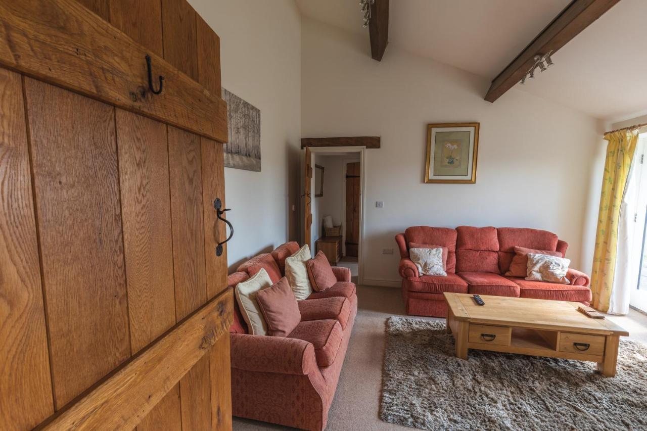 Gaer Fawr Barns Guilsfield